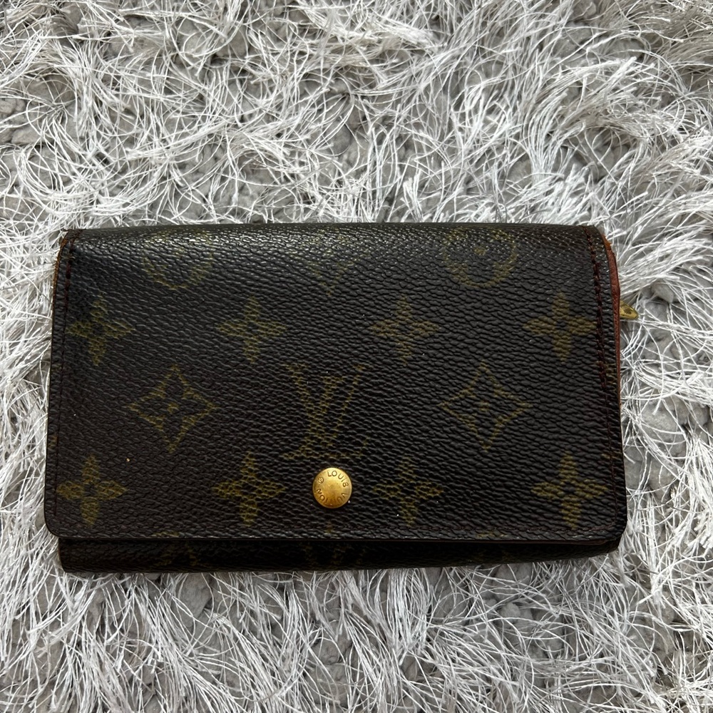 LOUIS VUITTON MONOGRAM WALLET